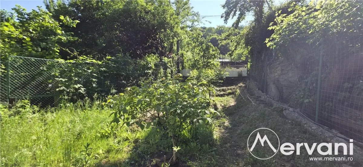 Casa de vanzare cu 5 camere în Mislea - foto 5