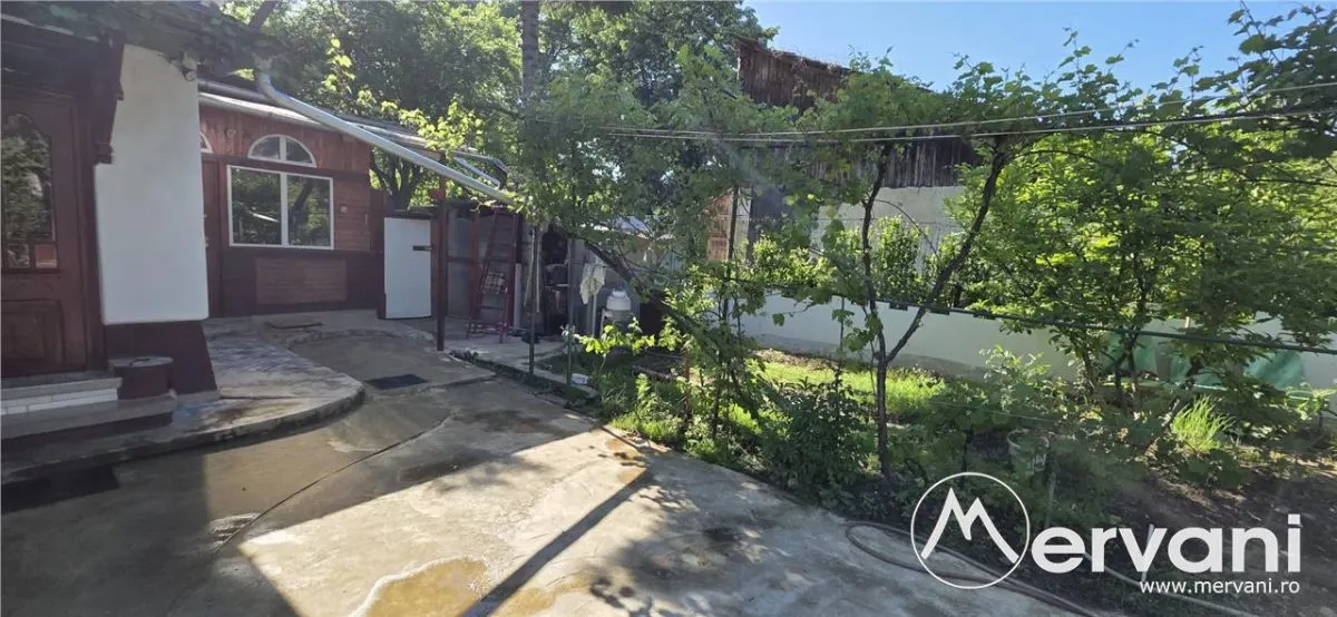 Casa de vanzare cu 5 camere în Mislea - foto 8