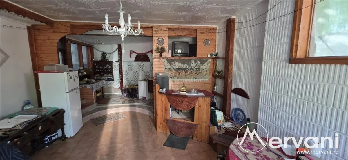 Casa de vanzare cu 5 camere în Mislea - foto 10
