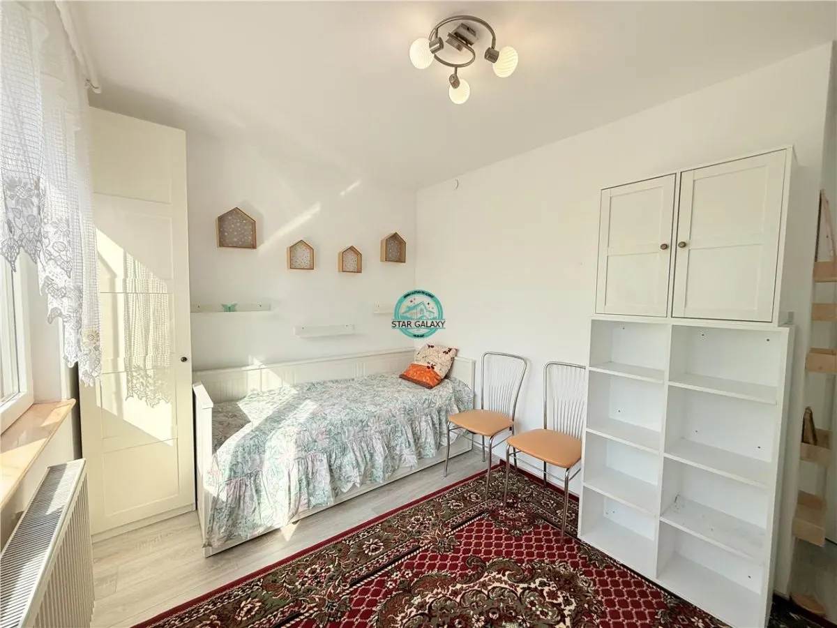 Inchiriez apartament cu 3 camere situat ultracentral complet mobilat - foto 11