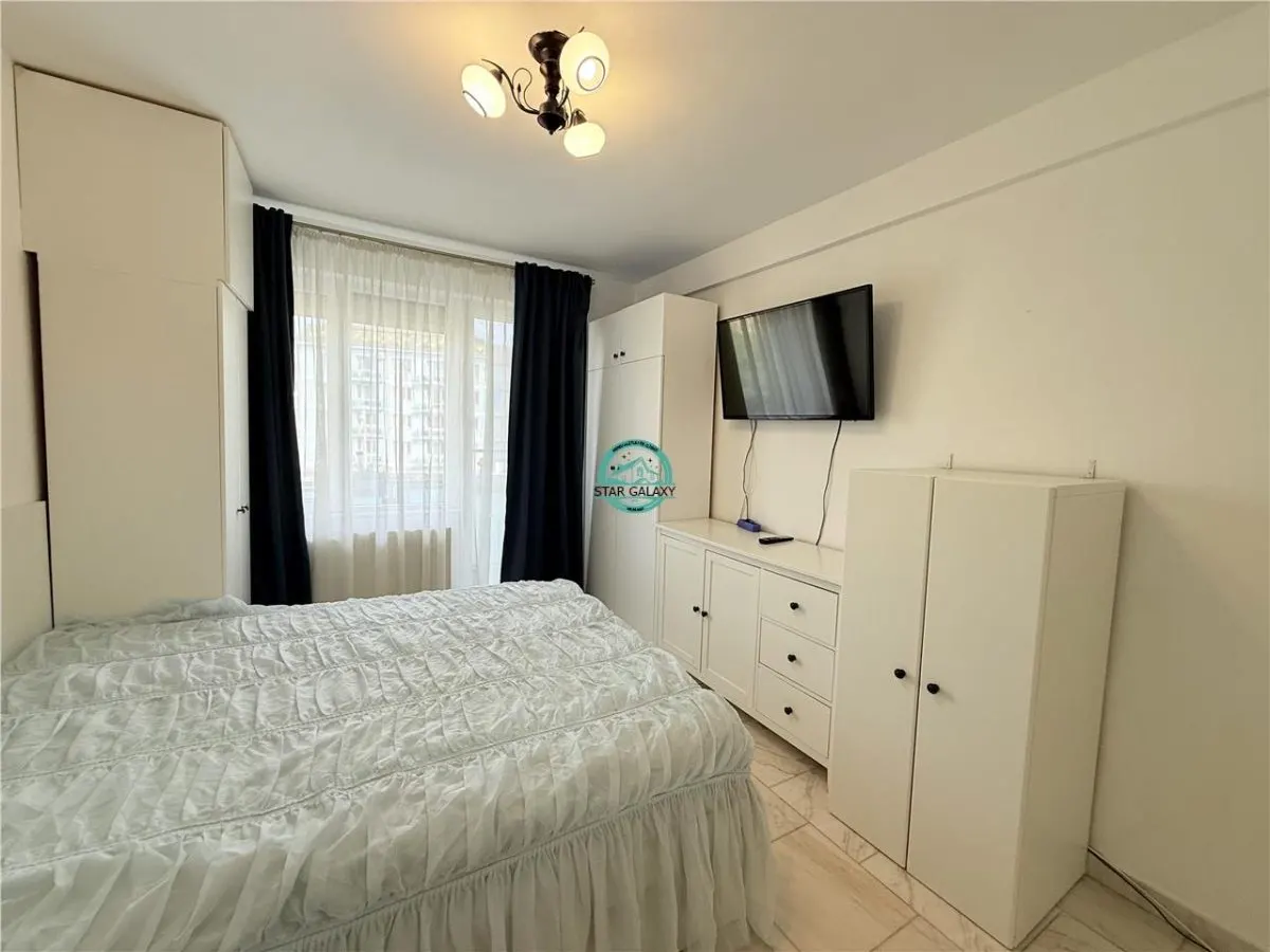 Inchiriez apartament cu 3 camere situat ultracentral complet mobilat - foto 9