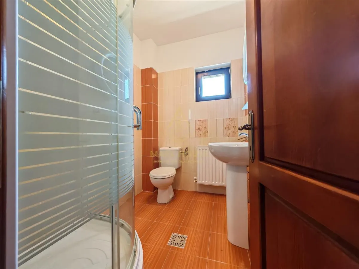 Pensiune P+1+M de vanzare, teren intravilan 2790 mp, com Filipesti - foto 16