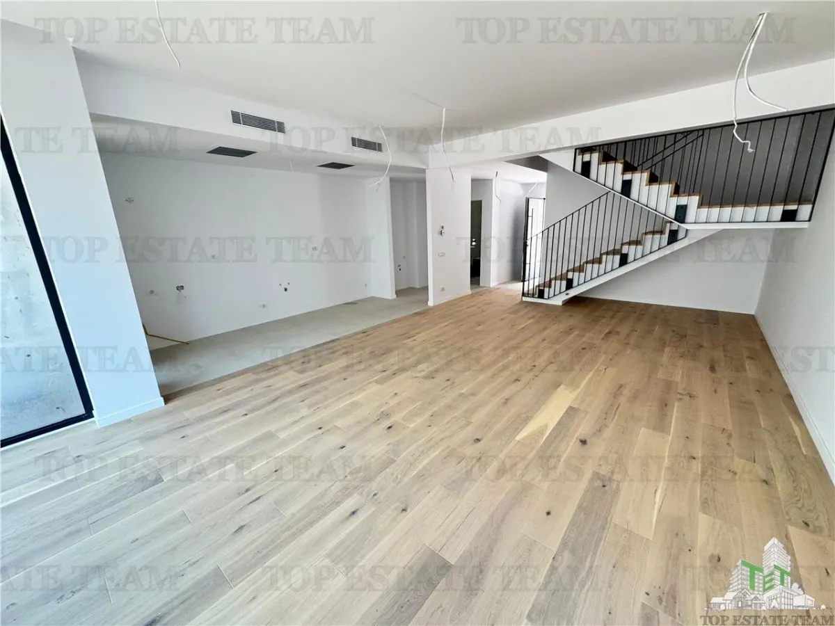Vila de vanzare in Pipera, Nordul Bucurestiului | Curte privata, terasa panoramica si 2 locuri de parcare - foto 2