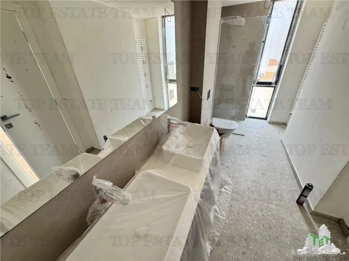 Vila de vanzare in Pipera, Nordul Bucurestiului | Curte privata, terasa panoramica si 2 locuri de parcare - foto 15