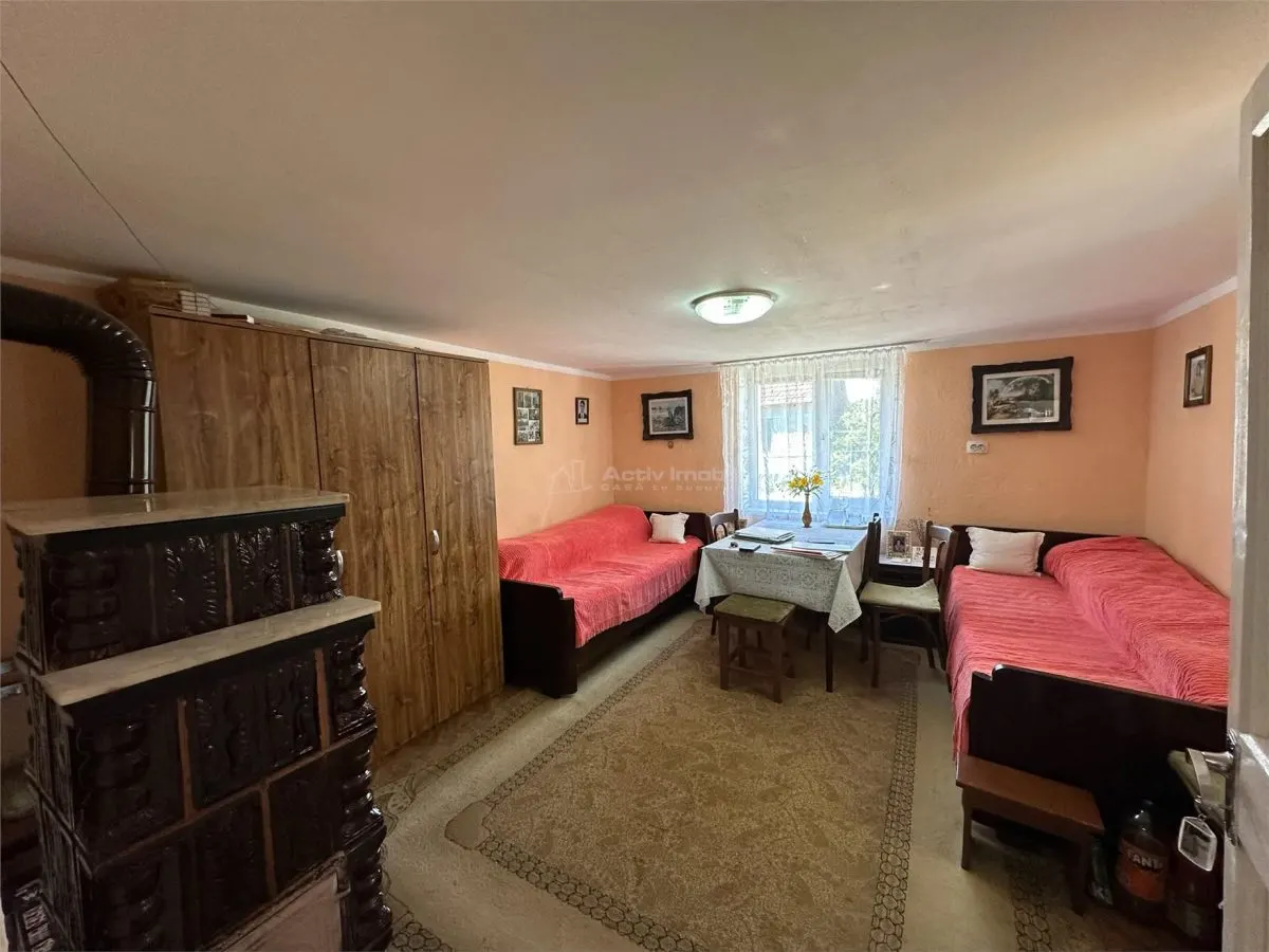 Casa Cocheta, Locuibila imediat,  cu Gradina si Curte,1500mp., Com.Birda. - foto 2