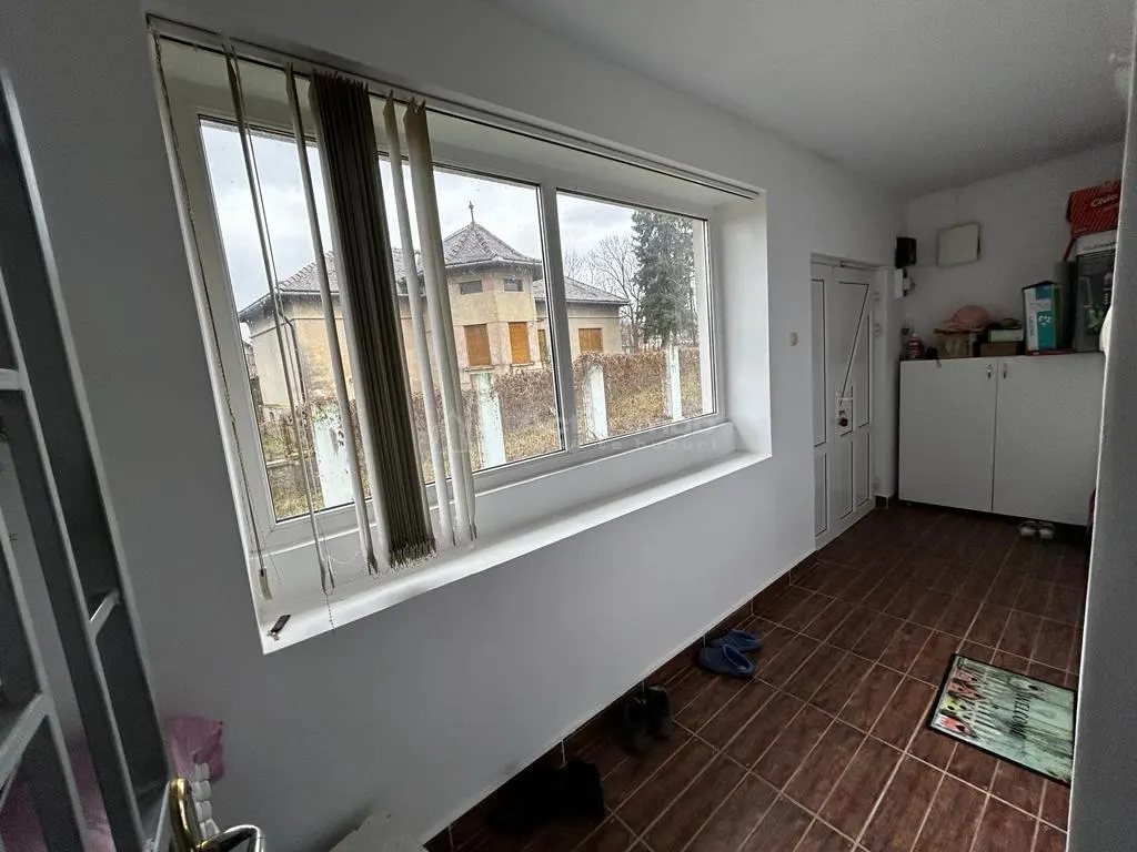 Bocsa Casa D+P+Etj.1. Garaj si Teren, Zona Mioritica. - foto 2
