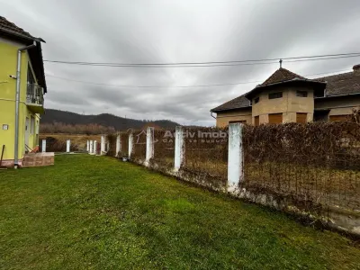 Bocsa Casa D+P+Etj.1. Garaj si Teren, Zona Mioritica. - foto 16