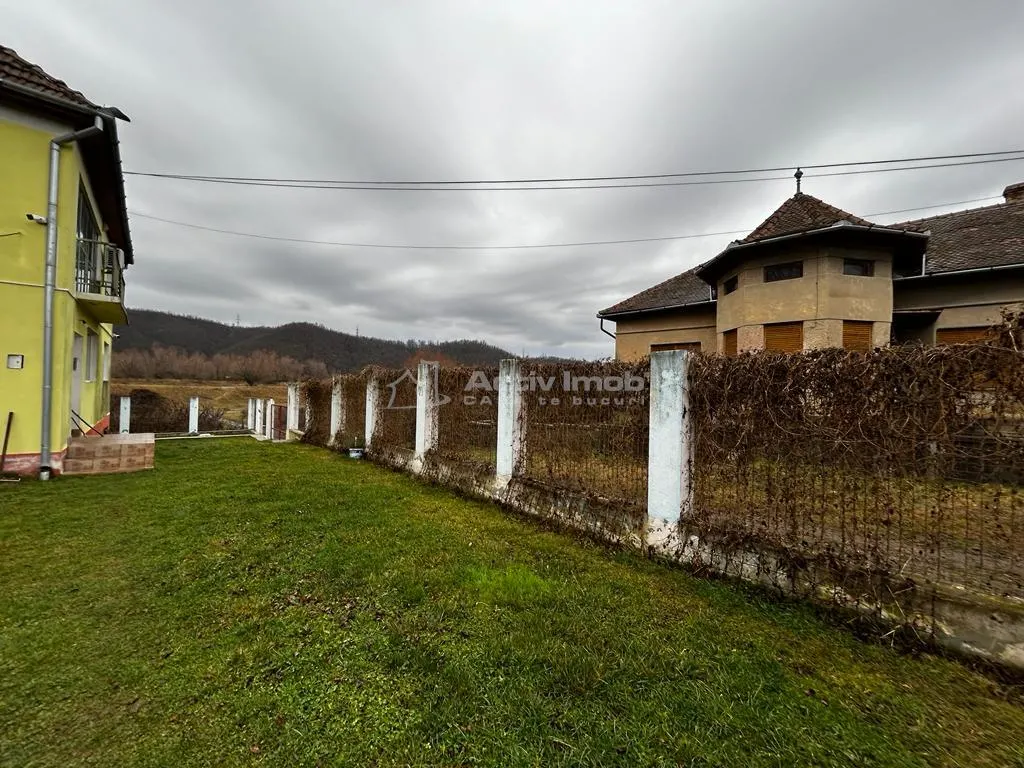 Bocsa Casa D+P+Etj.1. Garaj si Teren, Zona Mioritica. - foto 16