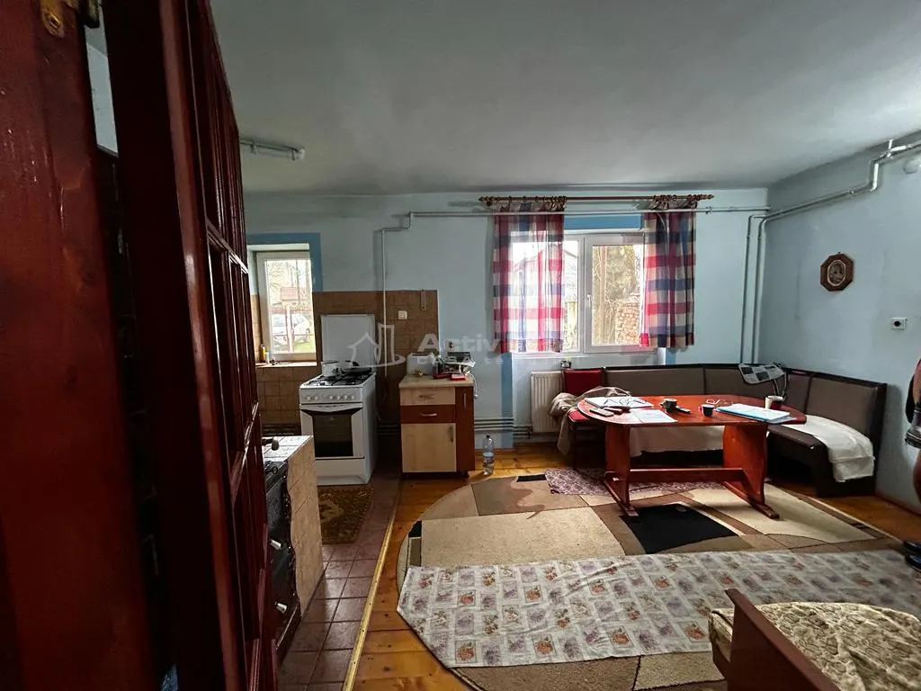 Bocsa Casa D+P+Etj.1. Garaj si Teren, Zona Mioritica. - foto 6