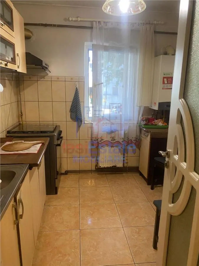 Apartament 4 camere Nicolina - foto 2