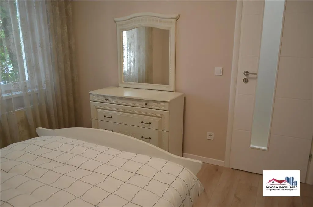 Apartament cu 2 Camere de Inchiriat in Zona Cornisa - foto 2