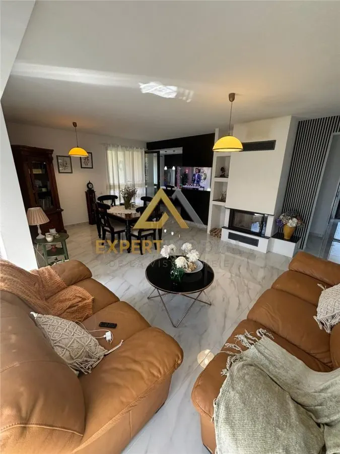 Casa deosebita in Tautii Magheraus str 9 de vanzare - foto 4