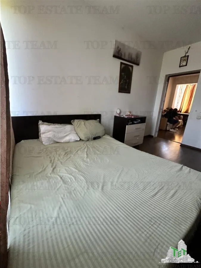 Apartament 3 camere+ loc de parcare , Prelungirea Ghencea - foto 3