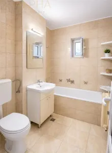 Apartament 3 camere, 70 mp total, 2 balcoane, Intr. Violetelor - BISTRITA, BN - foto 7