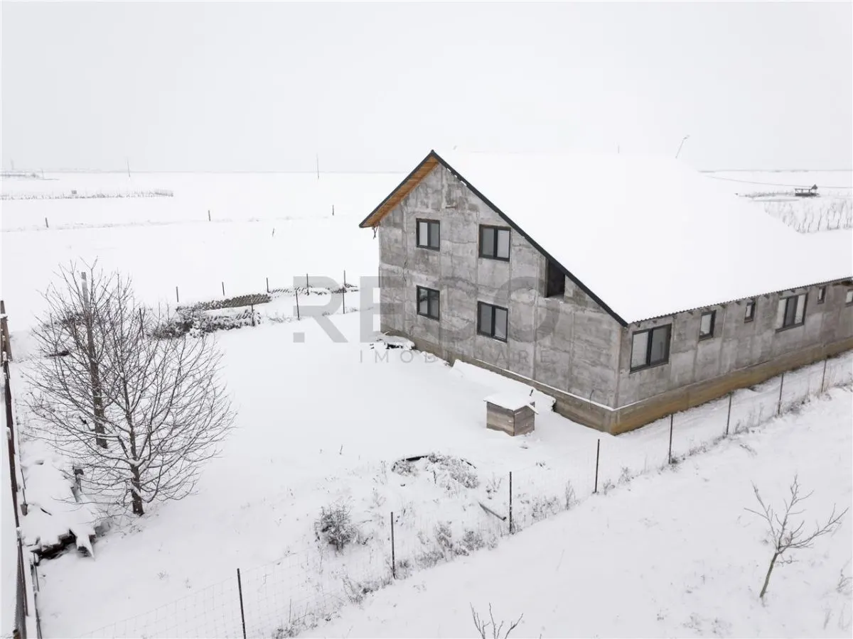 RECO Casa individuala 7 camere, Livada de Bihor, 1000 mp teren - foto 16