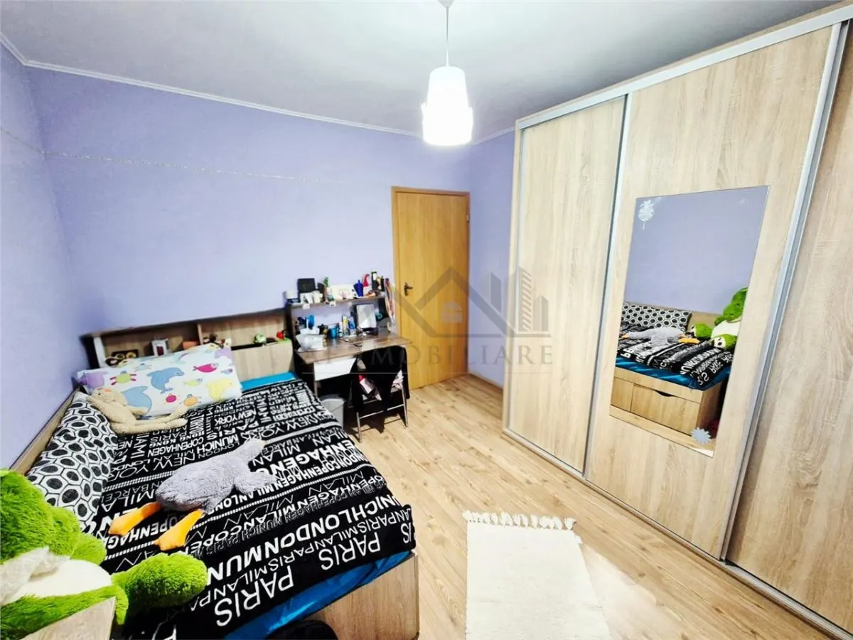 Apartament cu 2 camere de vanzare - foto 3