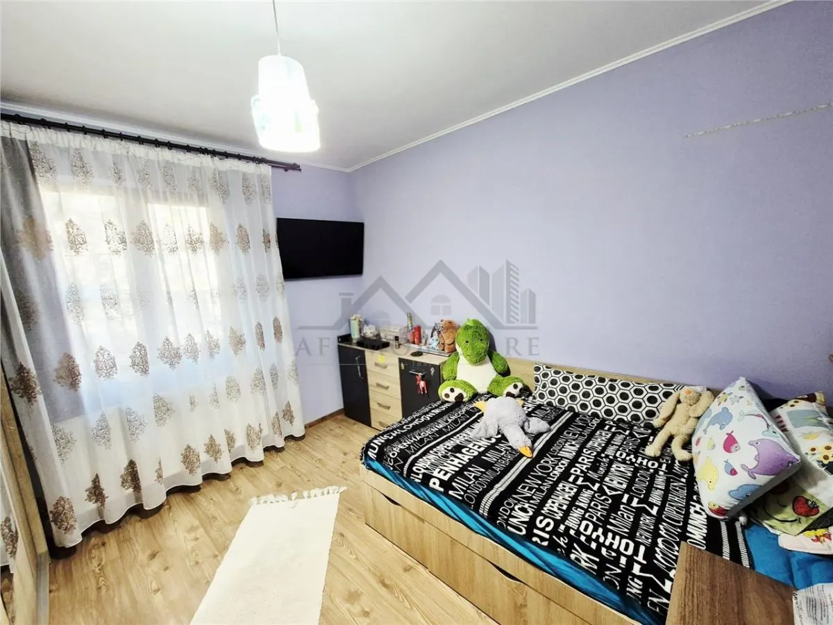 Apartament cu 2 camere de vanzare - foto 4