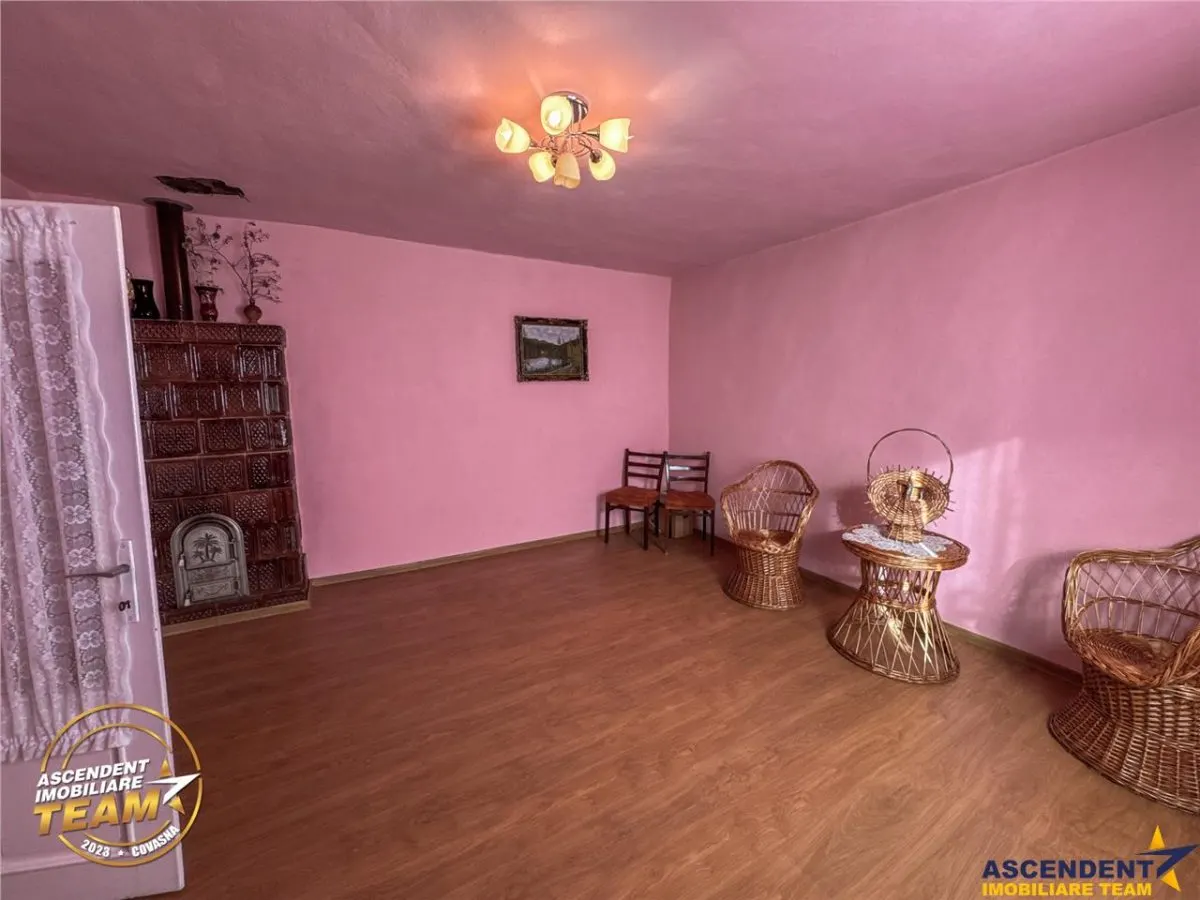 Proprietate pe 1.800 mp teren, avantaje alese, in vecinatatea orasului Targu Secuiesc. - foto 9