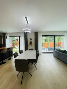 INCHIRIERE VILA 5 camere LUX cu piscina in Zona Erou  Iancu Nicolae - foto 8