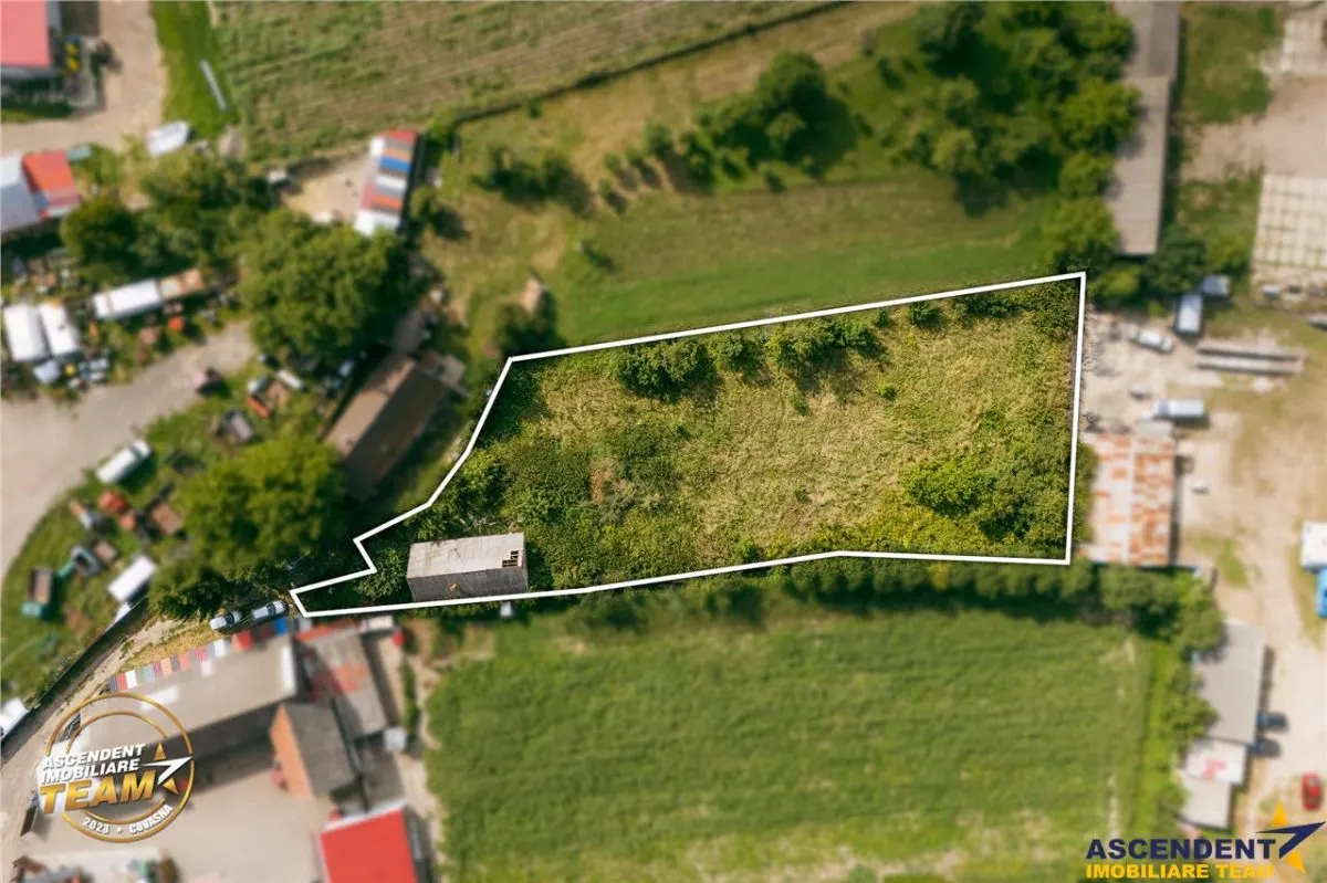 FILM! 2.200 mp, teren intravilan de vanzare in Targu-Secuiesc, Ruseni. - foto 4