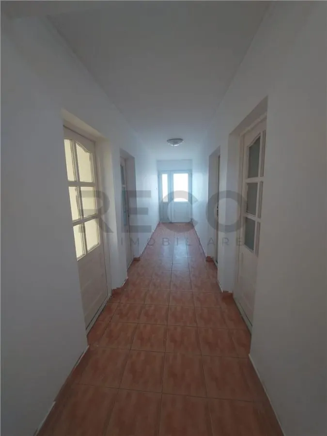 RECO Pensiune / azil cu 2 etaje si hala mare in Ineu de Cris - foto 15