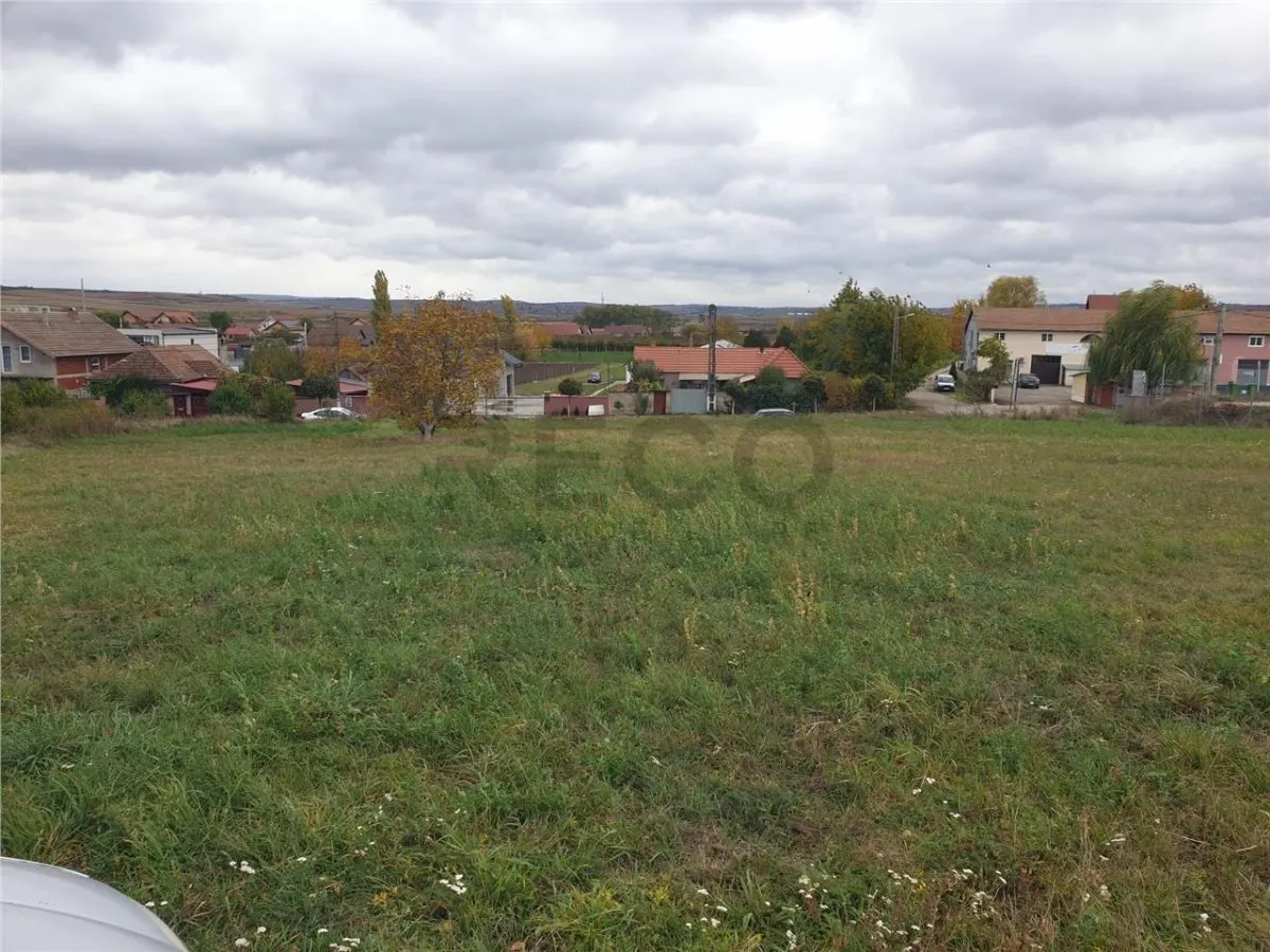 RECO Teren intravilan 900 mp Biharia - foto 1