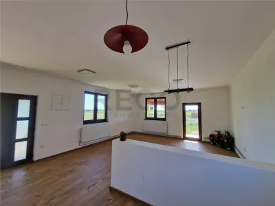 RECO Casa noua cu toate utilitatile in Bors - foto 5
