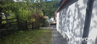 Casa de vanzare cu 2 apartamente in Azuga - foto 27