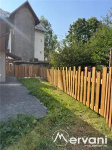 Casa de vanzare cu 2 apartamente in Azuga - foto 7
