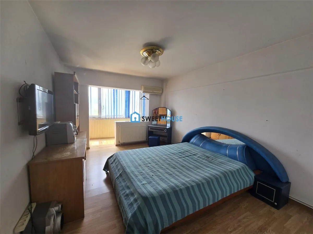Apartament decomandat cu 3 camere, 2 bai si 3 balcoane  Str. Tabacari, Fagaras - foto 11