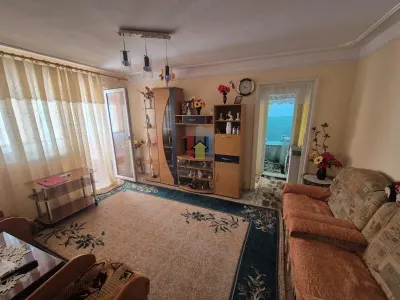 Apartament 3 camere zona Viziru 1, etaj 2 - foto 2