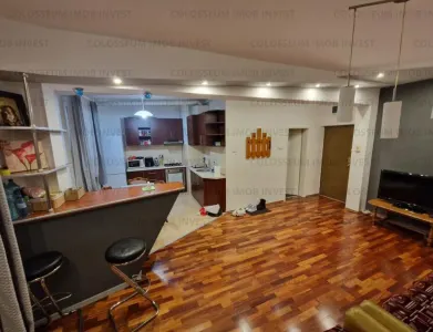 Apartament 2 camere, semidecomandat - zona Calea Bucuresti - foto 2