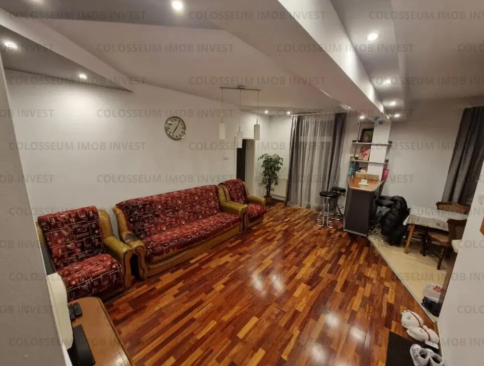 Apartament 2 camere, semidecomandat - zona Calea Bucuresti - foto 5