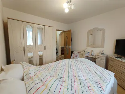 Apartament 2 camere in zona centrala Moldova Noua - foto 7