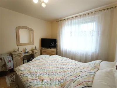 Apartament 2 camere in zona centrala Moldova Noua - foto 9