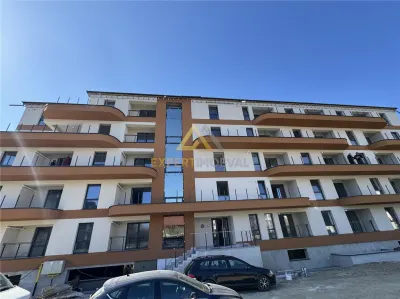 Apartament Bloc nou 2 Camere str Lupului complex nou - foto 2