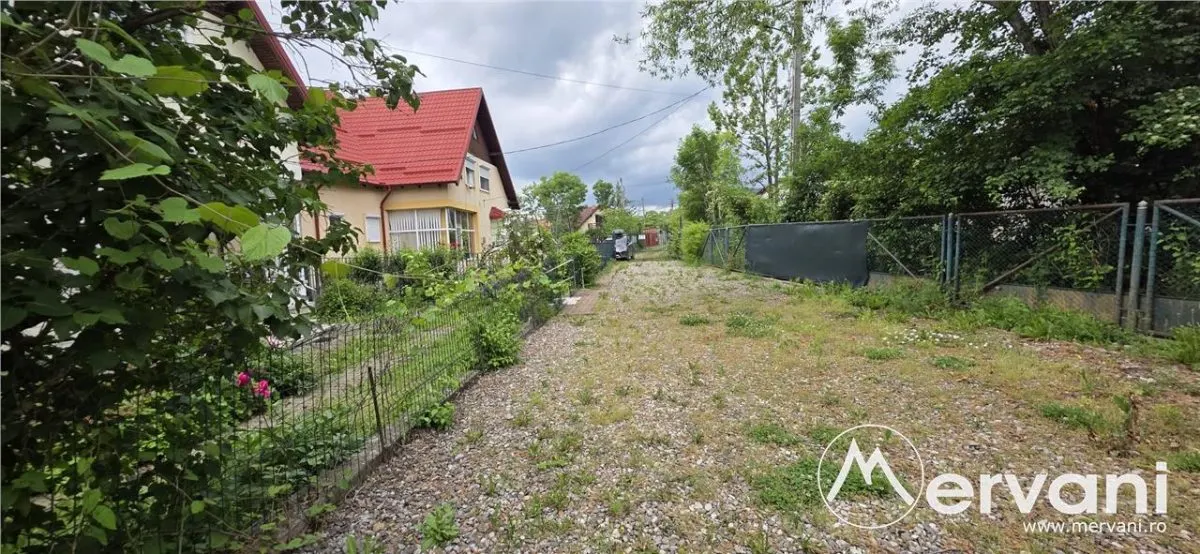 Vila de vanzare cu 6 camere si teren de 5116 mp in Cornu - foto 6