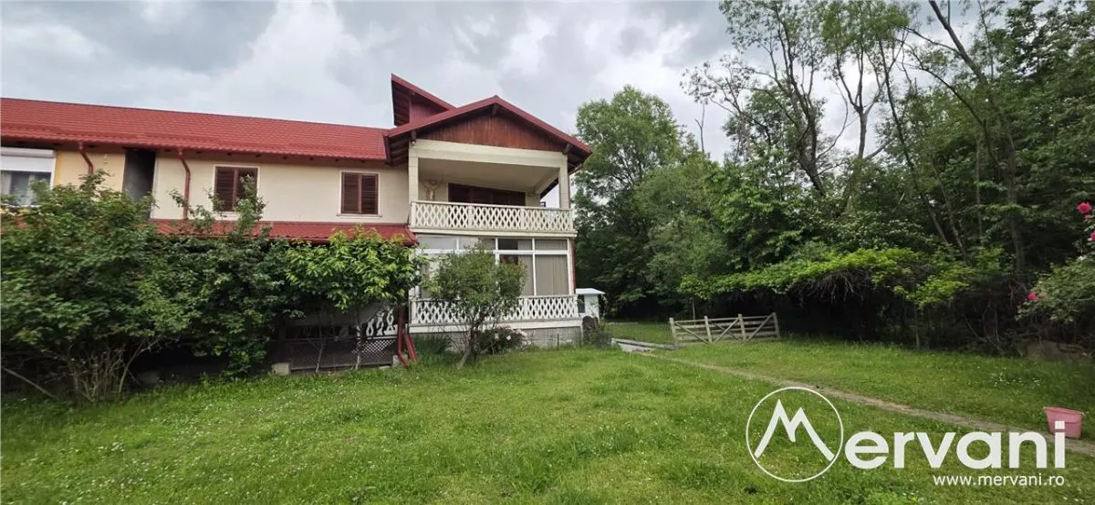 Vila de vanzare cu 6 camere si teren de 5116 mp in Cornu - foto 10