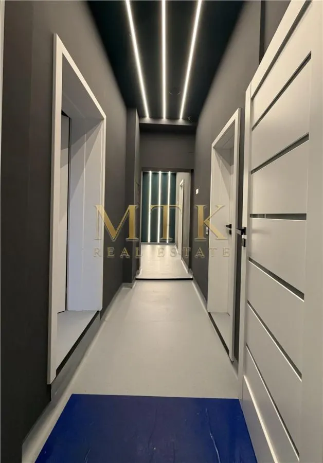 Vila moderna renovata complet | Clinica medicala la cheie | D+P+1E+M | AVIATORILOR - foto 14