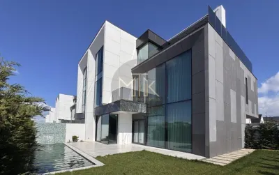Vila premium SMARTHOME, mobilata complet | Piscina exterioara | P+2 | Matei Millo - foto 2