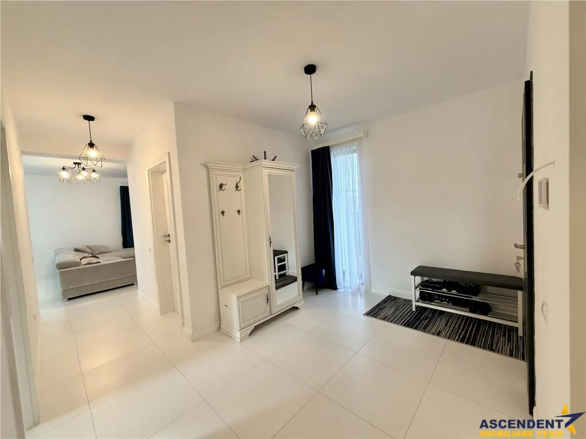Proprietate la cheie, aspect deosebit, priveliste, Cristian, Brasov - foto 5