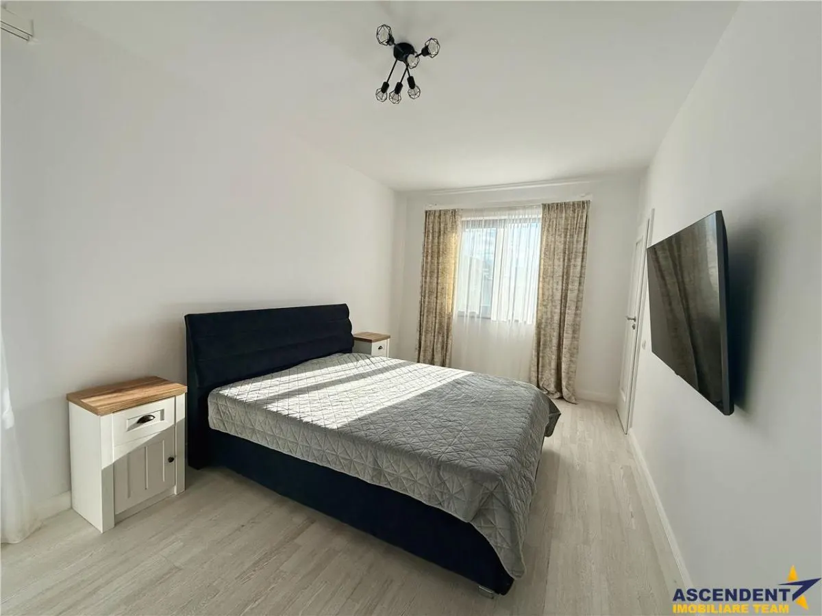 Proprietate la cheie, aspect deosebit, priveliste, Cristian, Brasov - foto 4