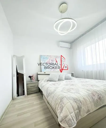 Apartament 2 camere Dristor Mc Donalds Renovat Mobilat si Utilat - foto 3