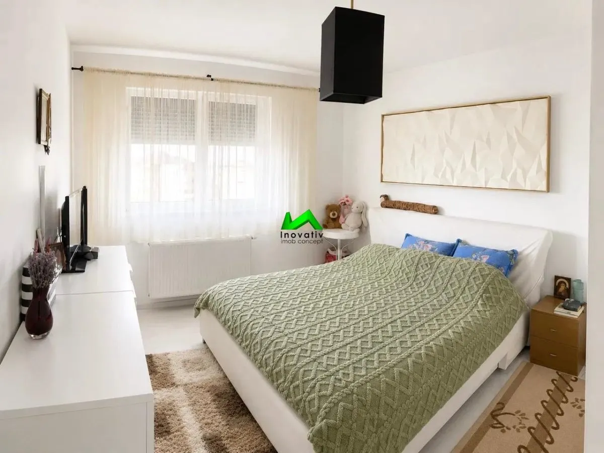 Apartament de inchiriat 3 camere Sibiu Rahovei - foto 2