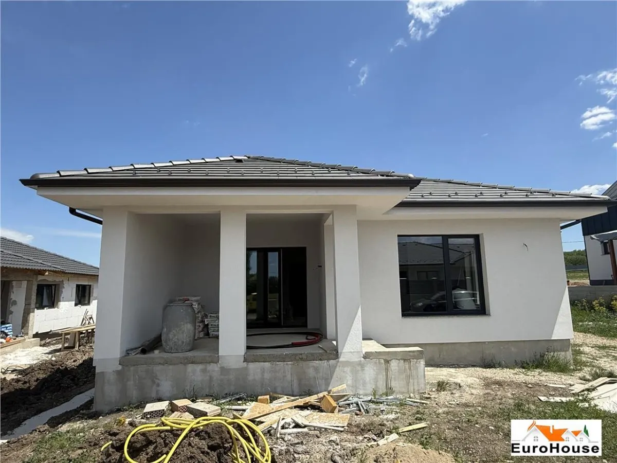 Casa De Vanzare In Alba Iulia , zona Oarda - foto 1