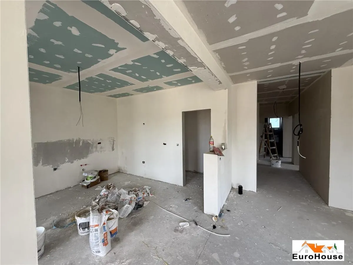 Casa De Vanzare In Alba Iulia , zona Oarda - foto 7