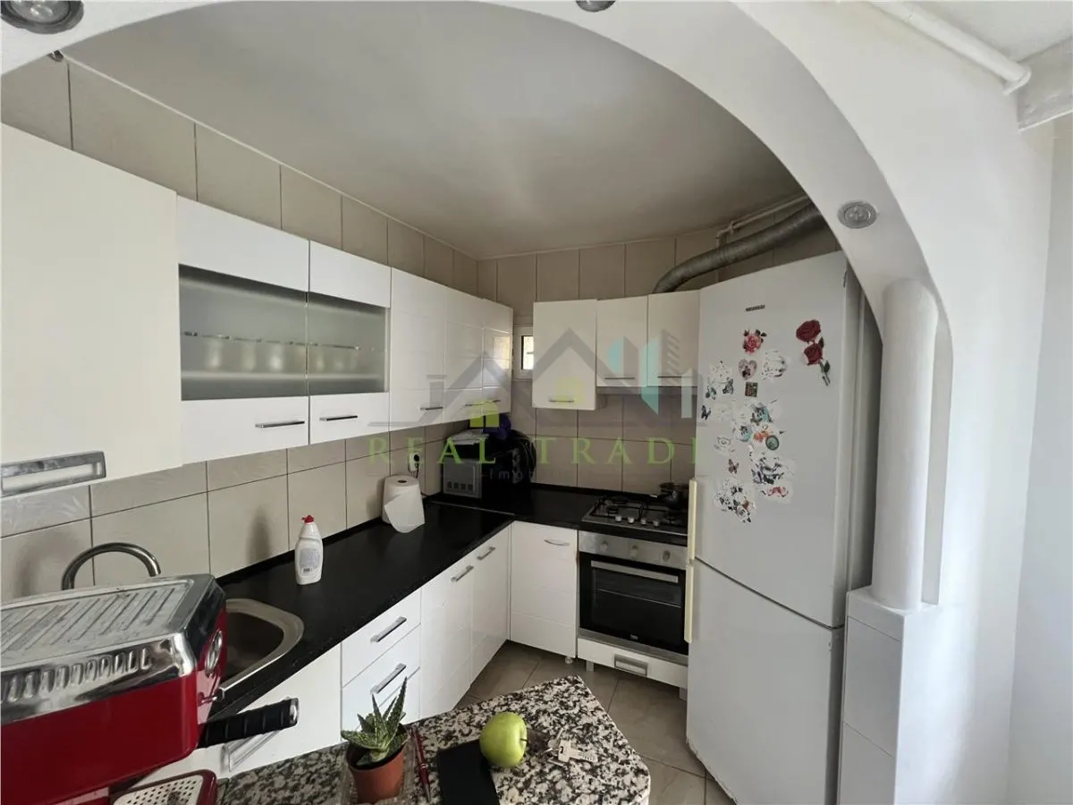 Apartament 2 camere decomandat, 2 balcoane, mobilat Astra- Berzei - foto 11