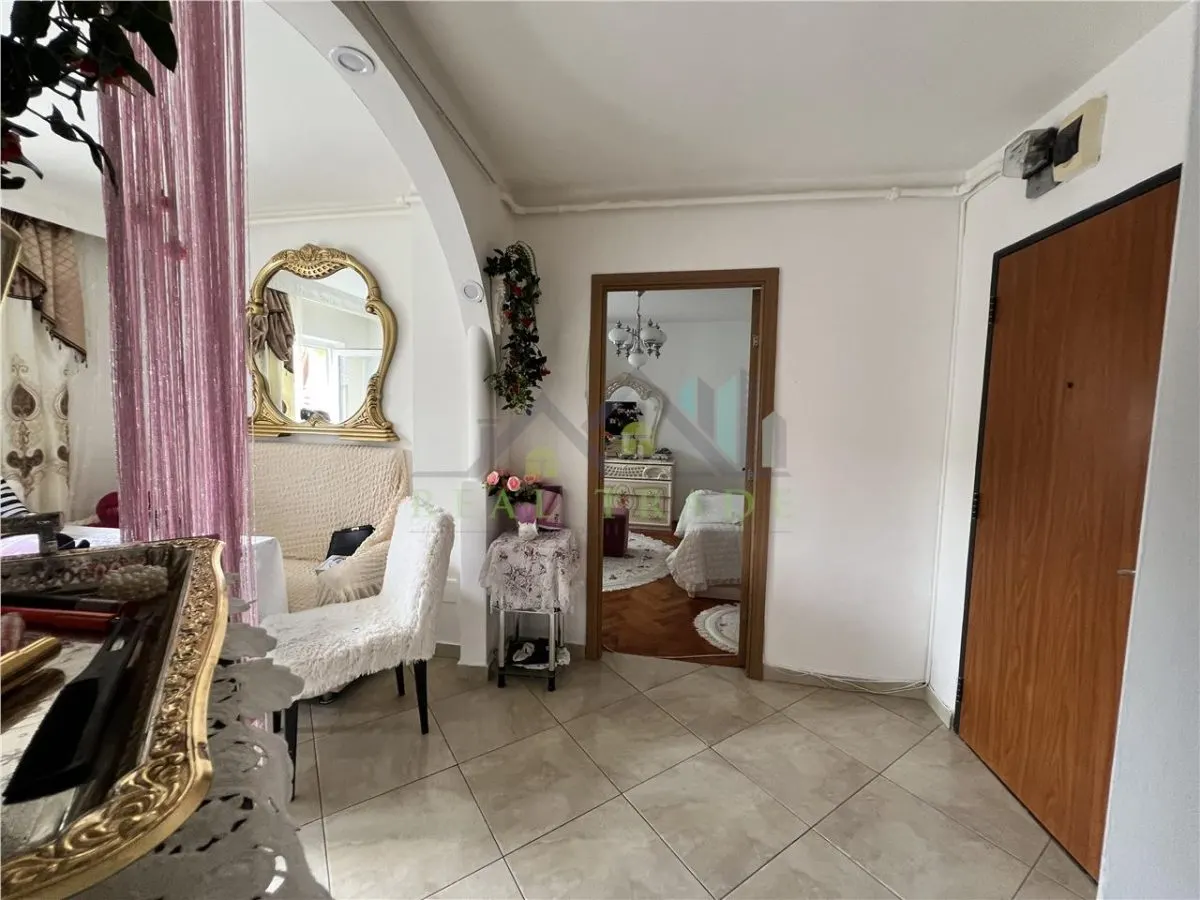 Apartament 2 camere decomandat, 2 balcoane, mobilat Astra- Berzei - foto 12