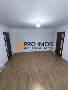 Apartament 2 camere cf 1 semidecomandat zona Dorobanti 1 - Buzau