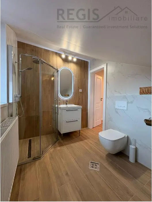 Apartament 4 dormitoare ,la casa Central - foto 9